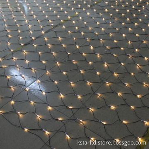 LED Net Light, 4 x 4m Warm White LED with Green Cable
